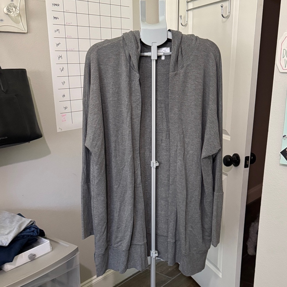 Soma Women's Wknd Gray Cardigan super comfy Sweater